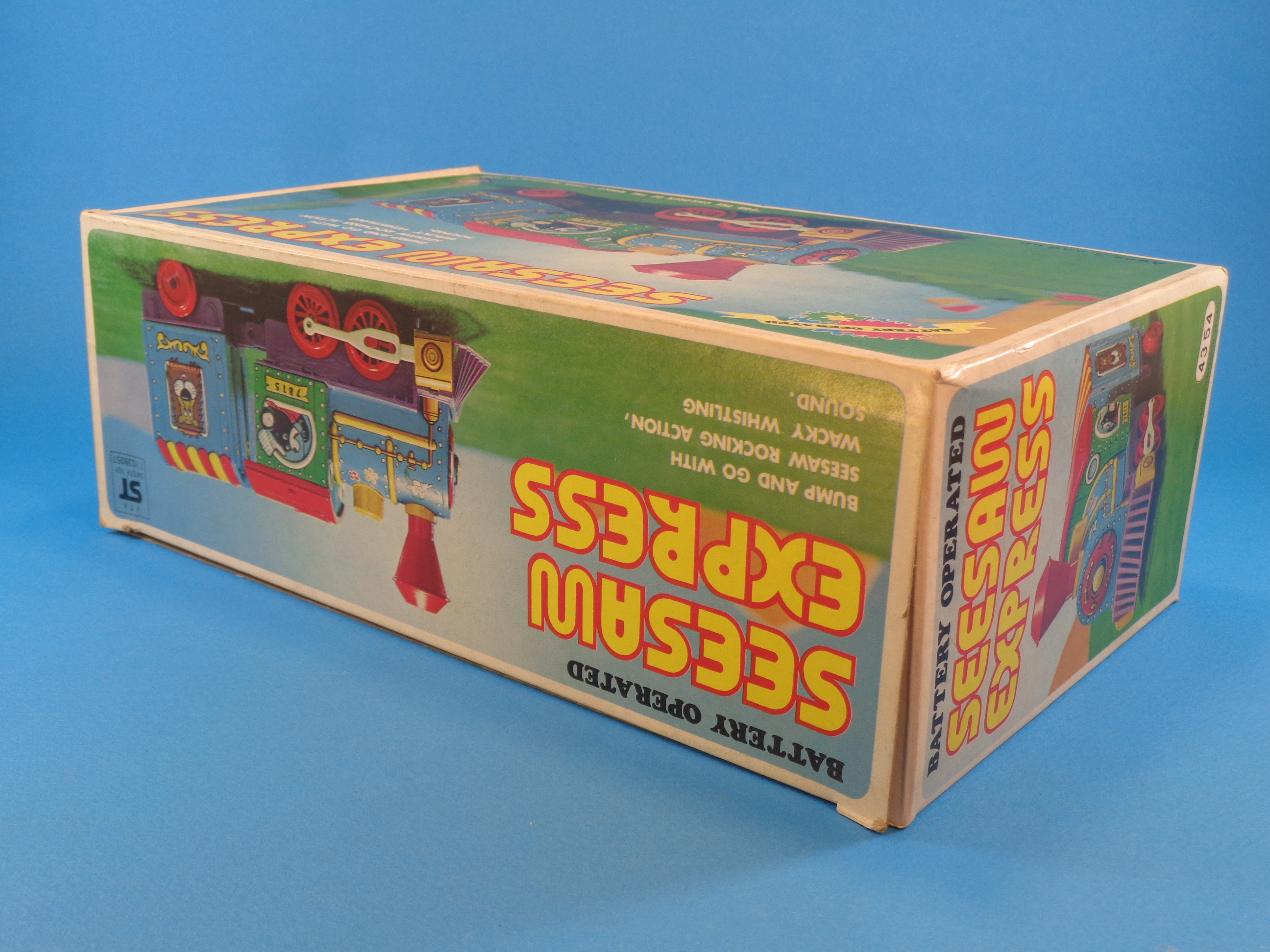 VINTAGE 1970's TIN TRAIN SEE-SAW EXPRESS B/O in BOX JAPAN MASUDAYA