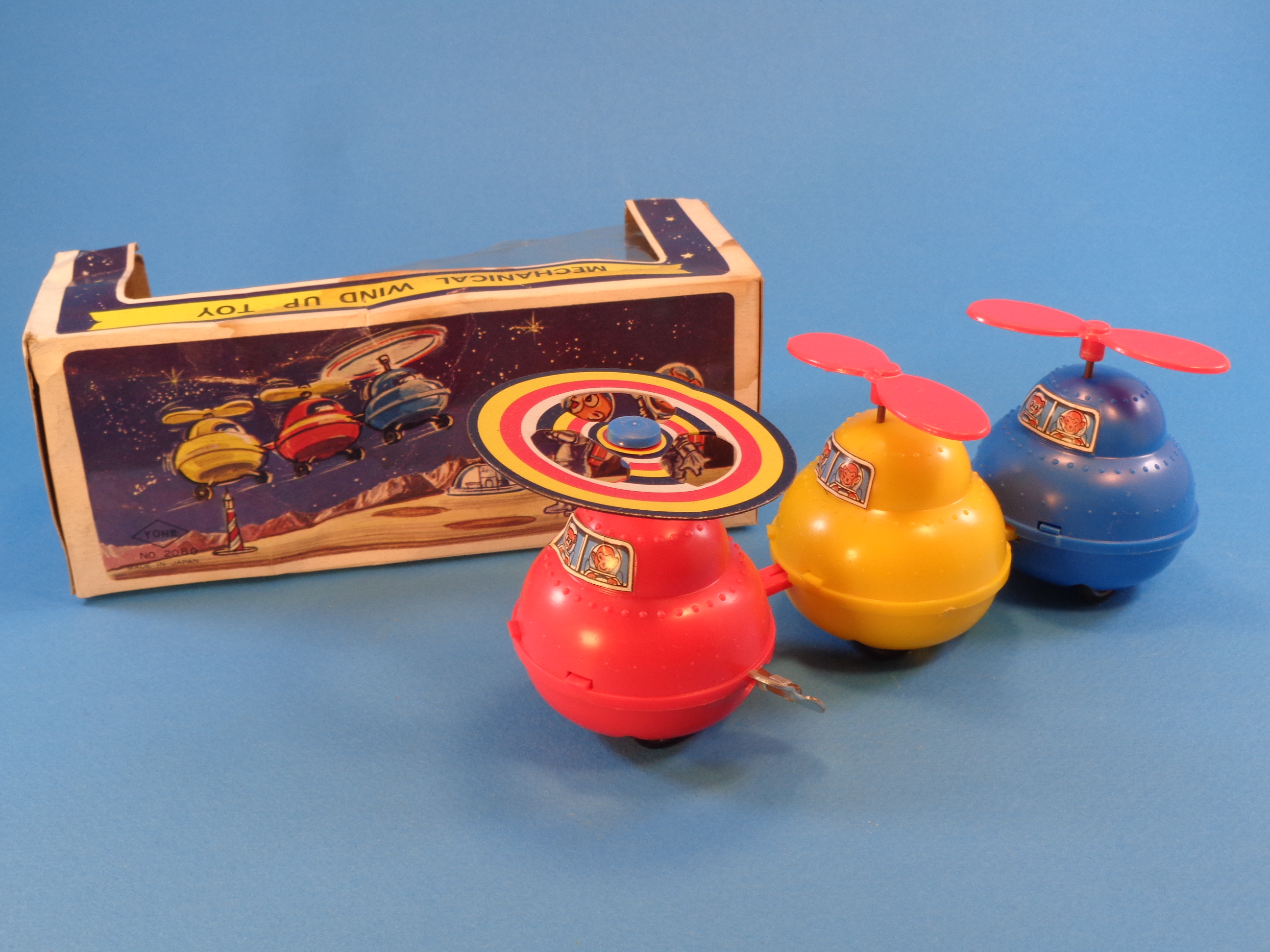 emDASH | emDASH × ELECTRIC TOYS MOVE ET Cyan 抽選販売の